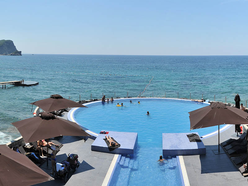 Hotel Avala Resort and Villas